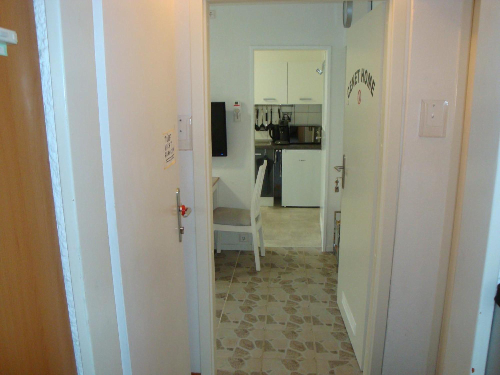 Cenet 1 Zimmer Apartment Зіндельфінген Екстер'єр фото